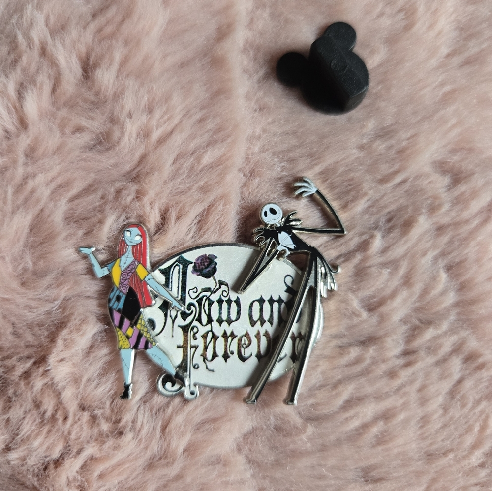 Nightmare Before Christmas Sally & Jack Pin